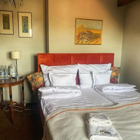 Leniwka Hotel Świebodzin Eksteriør billede