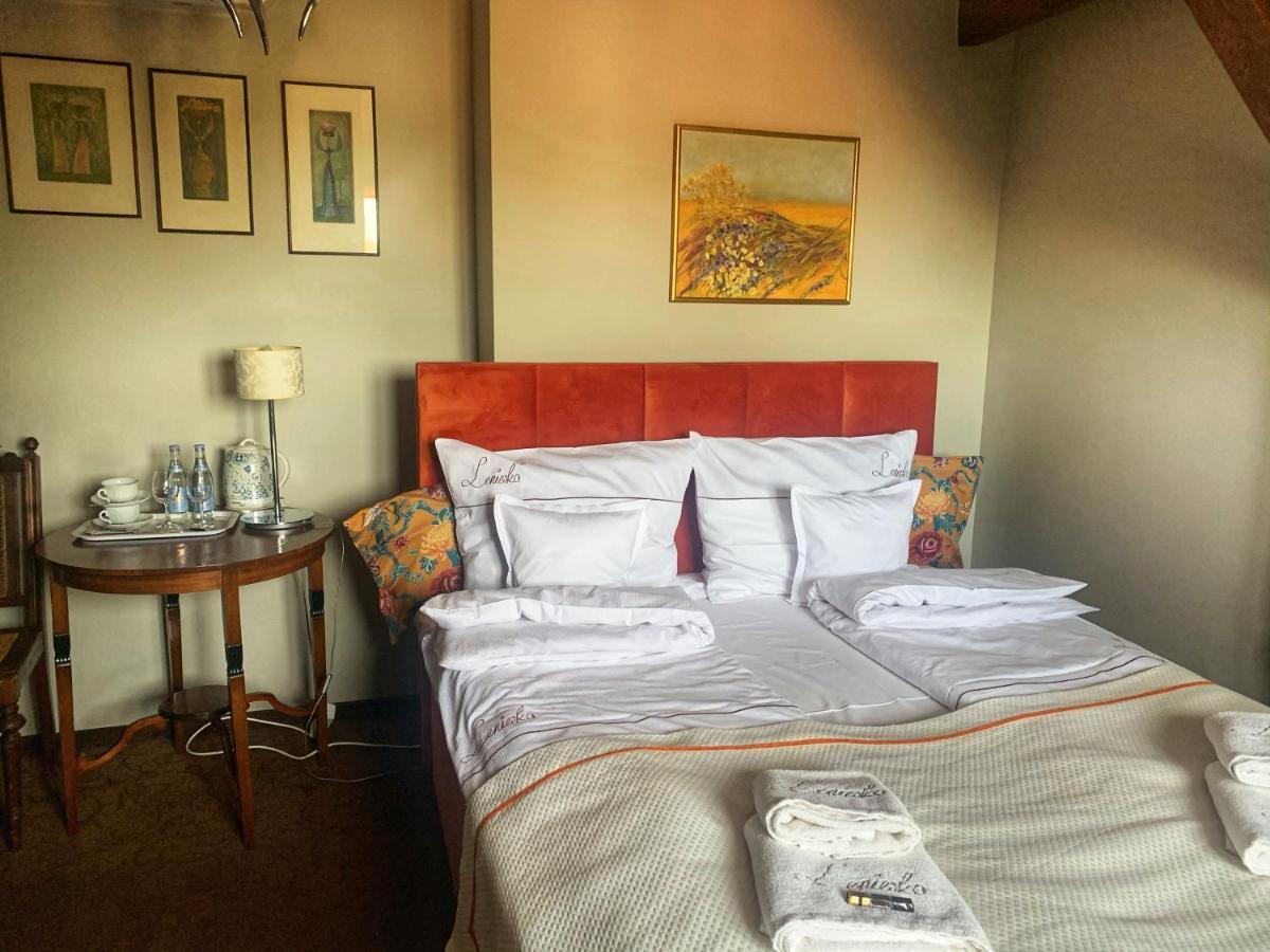 Leniwka Hotel Świebodzin Eksteriør billede