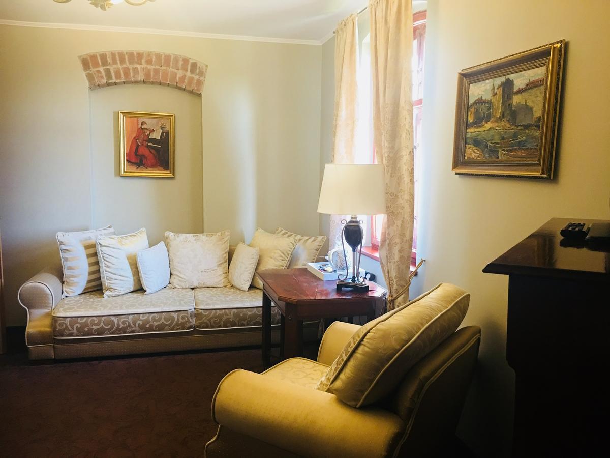 Leniwka Hotel Świebodzin Eksteriør billede