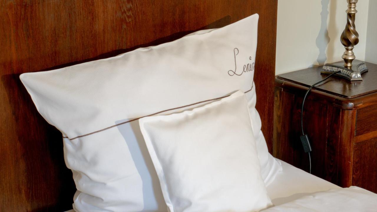 Leniwka Hotel Świebodzin Eksteriør billede