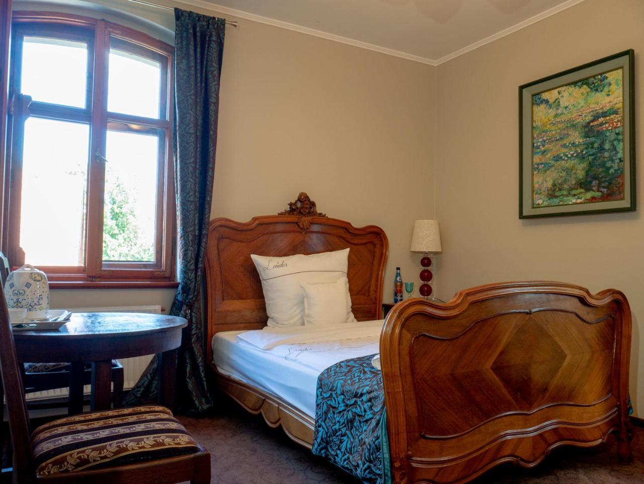 Leniwka Hotel Świebodzin Eksteriør billede